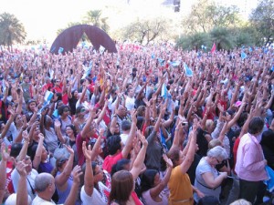 “Eles querem ouvir os trabalhadores, também”, anuncia Dulce.
